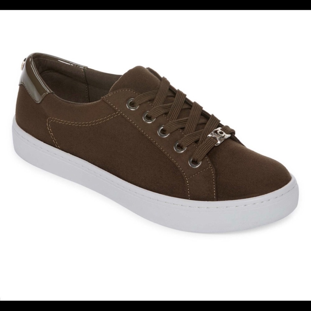 Liz Claiborne war wick women’s Sneaker 👟 👟✨💥🎉